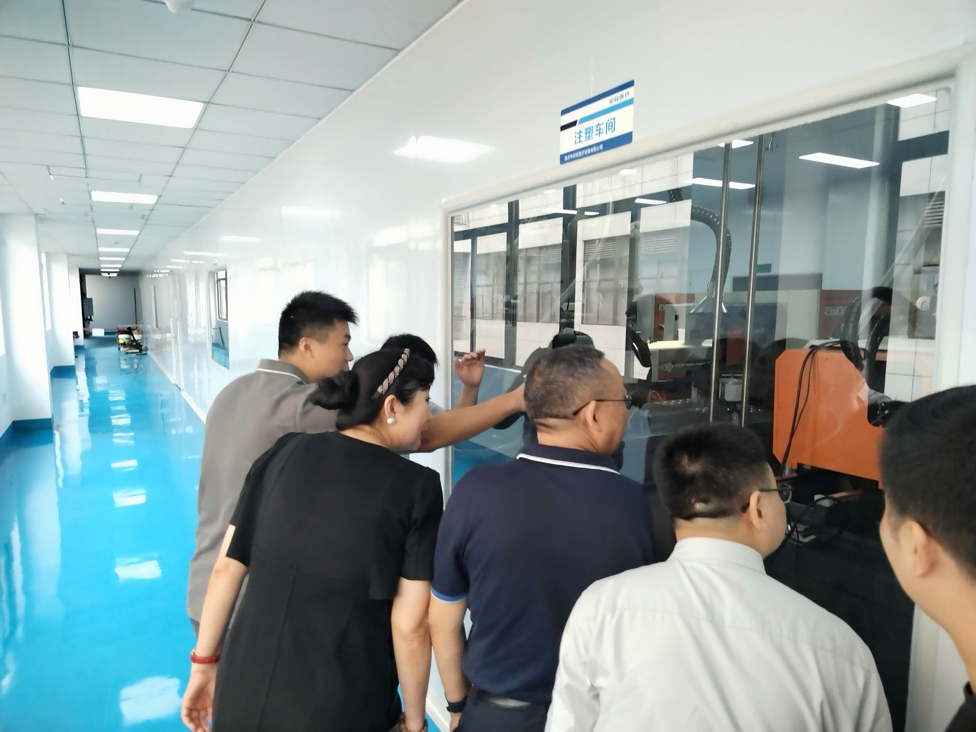 醫(yī)工融合譜新篇 II 成都市第五人民醫(yī)院專(zhuān)家團(tuán)隊(duì)蒞臨我司開(kāi)展深度合作交流